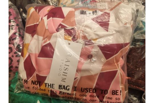 Joblot of 100 Brand New Mixed Clothing Items โ Mystery Box โ Mixed Brands