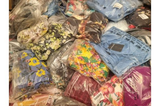 Joblot of 100 Brand New  Mixed Clothing Items – Mystery Box – Mixed Brands