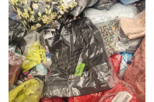 Joblot of 100 Brand New  Mixed Clothing Items – Mystery Box – Mixed Brands